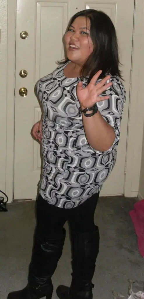Show and Tell On The Curvy Fashionista: Nisa Show and Tell On The Curvy Fashionista: Nisa