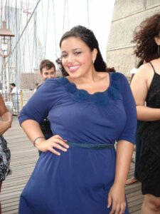 Gabi from YFF holds her last MTVTJ challenge at the Brooklyn Bridge