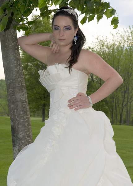 Plus Size Bridal Boutique: CurvyGirl Bridal