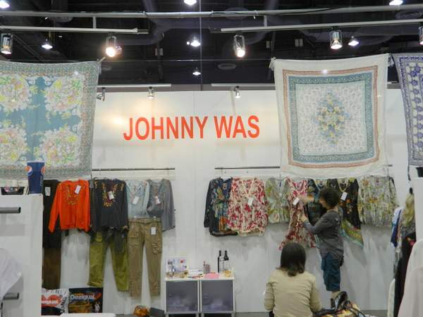Johnny Was extends its Collection to Plus Sizes