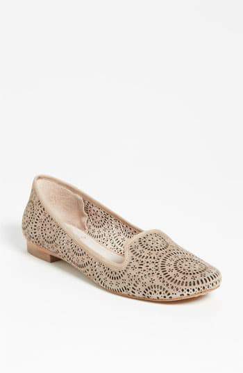 Vince Camuto Lancaster Flat