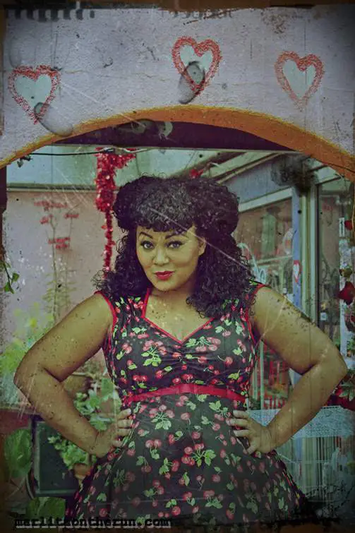 Sweethearts Blogger Marie Denee- The Curvy Fashionista shot by Marlita on the Run