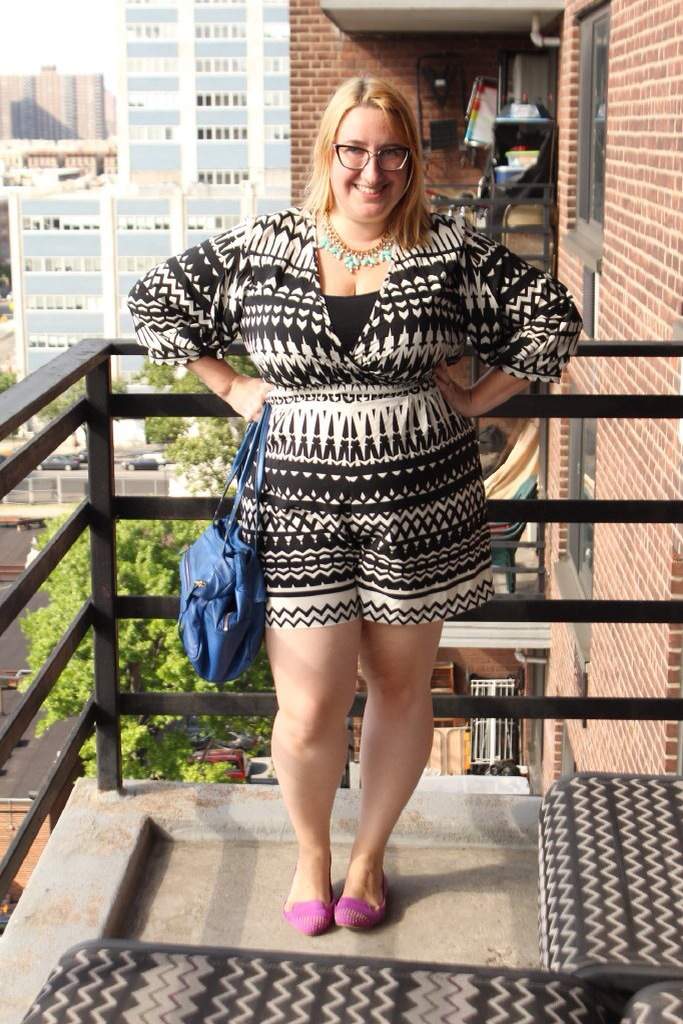 Curvily- A Petite Plus Fashion Blogger
