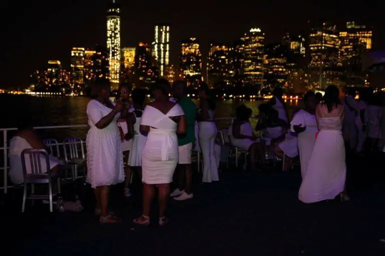 FFFWEEK 2014 Recap: Curves at Sea All-White Cruise