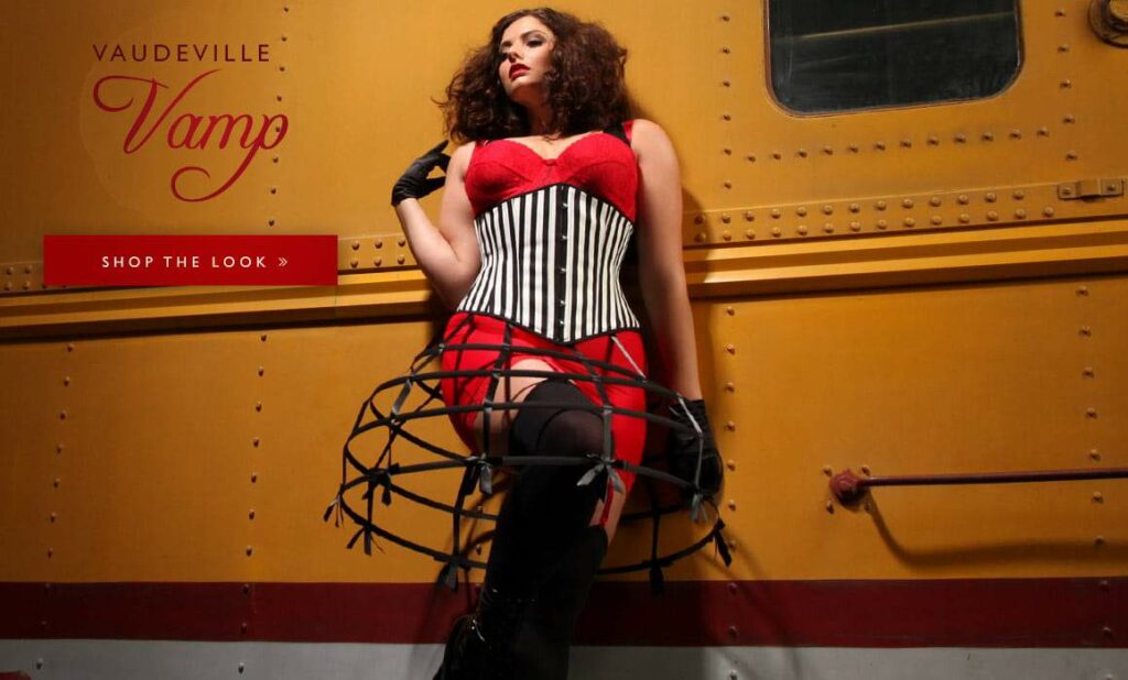Hips and Curves Plus Size Halloween Look Book: vaudeville-vamp