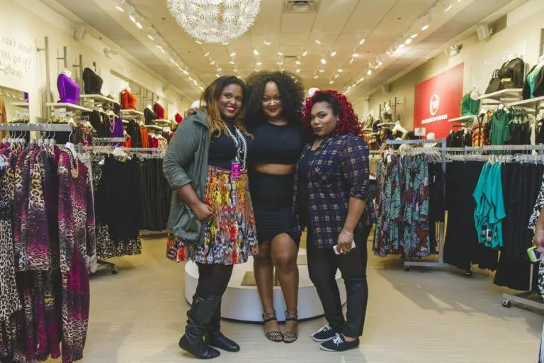 TC at Cobb Fashion to Figure Grand Opening