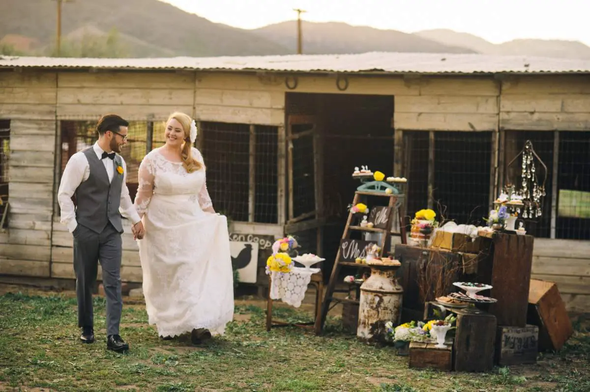 PRETTY PEAR BRIDE- Meredith Chew David and Tania Photography