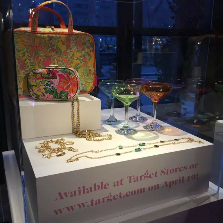 Lilly Pulitzer for Target Collab Launch Party on The Curvy Fashionista #TCFStyle #LillyforTarget