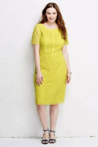 9 Petite Plus Size Spring Dresses on TheCurvyFashionista.com #TCFStyle