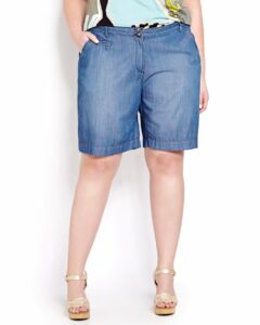 20 Plus Size Shorts To Keep You Chic in the Heat on TheCurvyFashionista.com