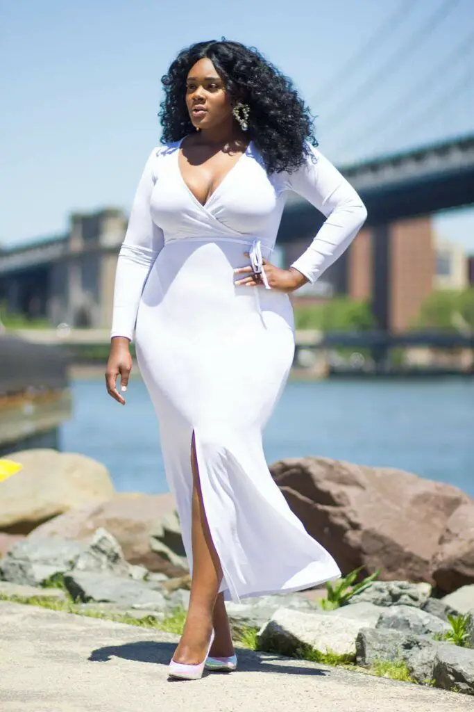 The Pop Up Plus “Le Blanc Collection” on TheCurvyFashionista.com