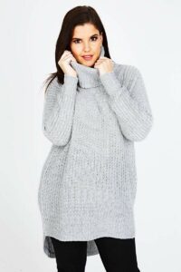 11 Must Have Plus Size Chunky Knit Sweaters on The Curvy Fashionista
