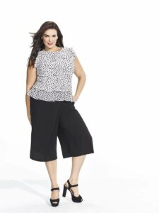 Who What Wear x Target Collection The Plus Size Looks Look 10