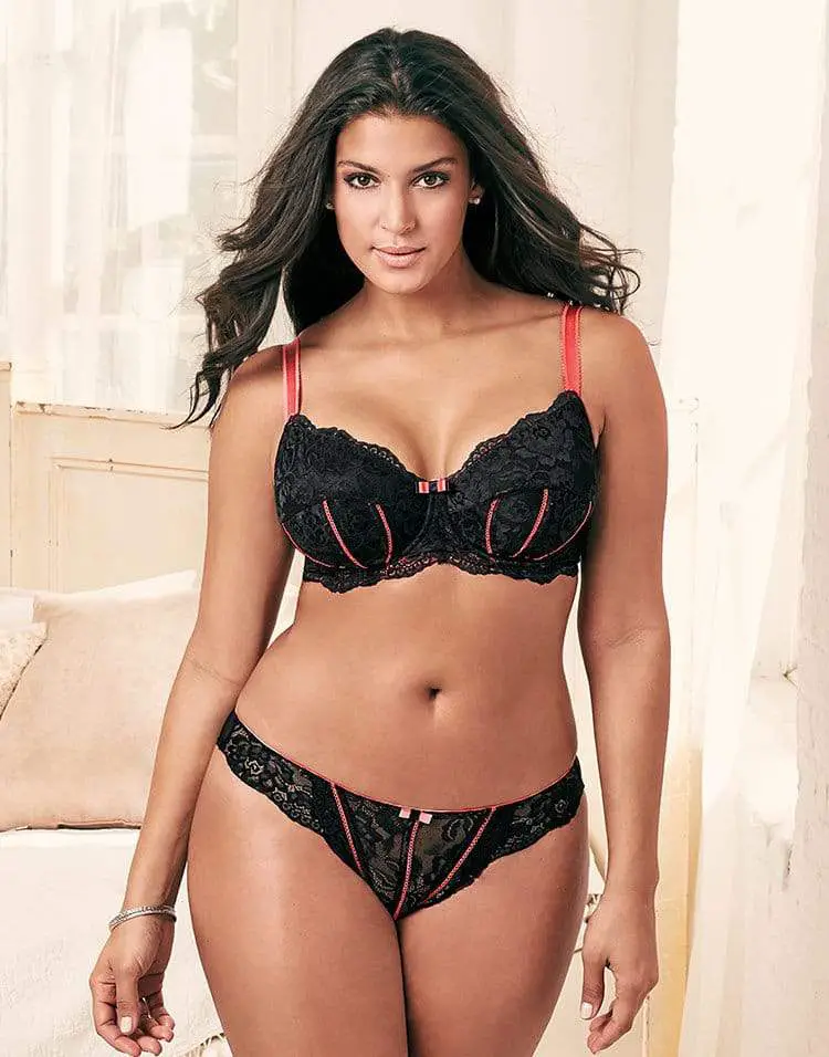 Adore Me Valentine's Day Plus Size Lingerie Lookbook