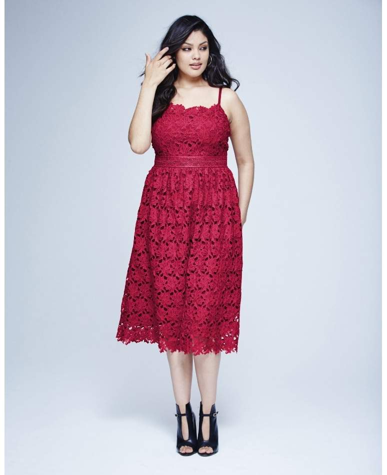 17 Must Rock Plus Size Dresses for that Valentine’s Day Date!