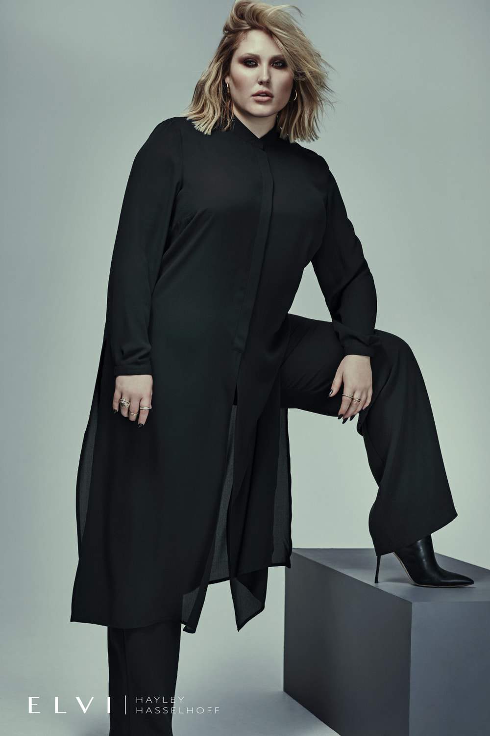 Hayley Hasselhoff for Elvi on the Curvy Fashionista