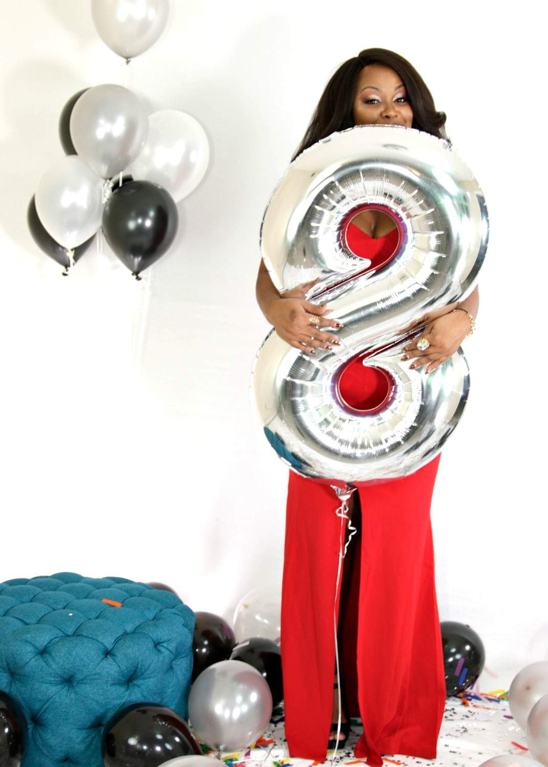 The Curvy Fashionista turns 8 with a Chic and Curvy Giveaway
