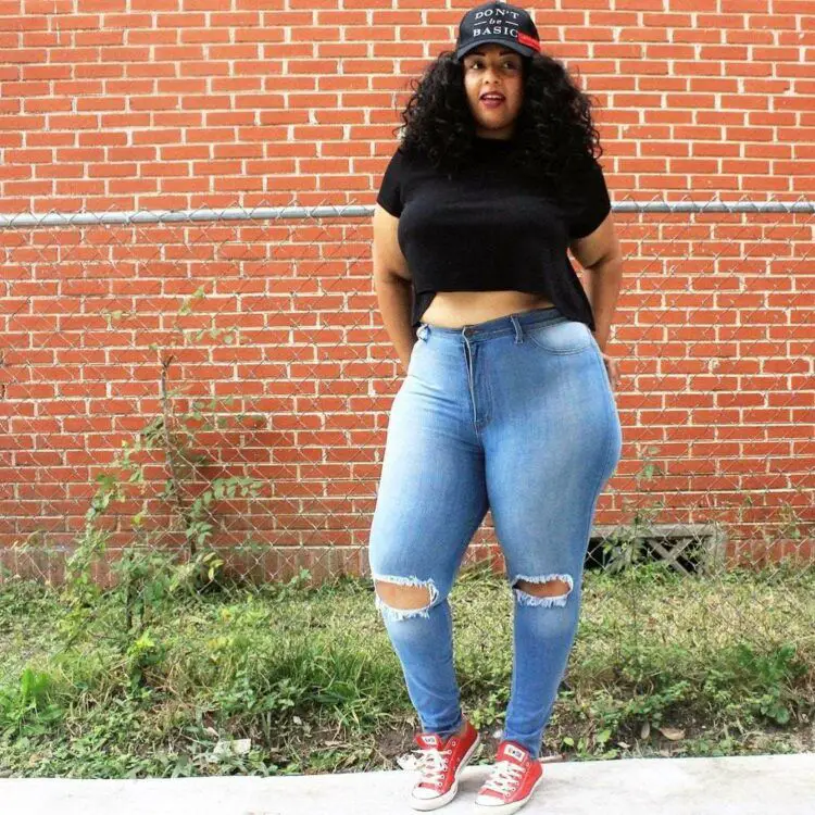 Meet Plus SIze Fashion Blogger Tameka of Embellished Dame!