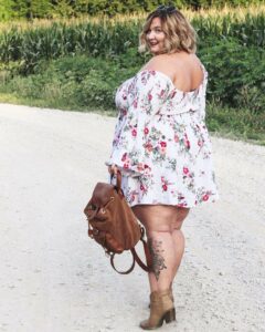 Plus size blogger spotlight on Fat Girl Flow
