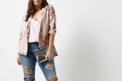 Plus Size pink floral print ruched sleeve blazer