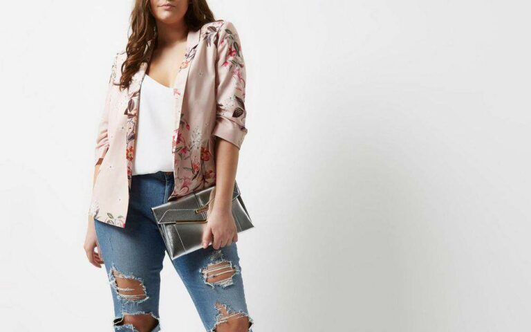 Plus Size pink floral print ruched sleeve blazer