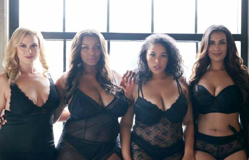 plus size lingerie Inspire Psyche Terry