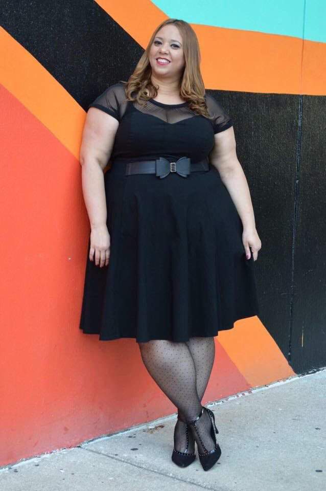 Plus Size Fashion Blogger- Farrah of Estrella Fashion Report