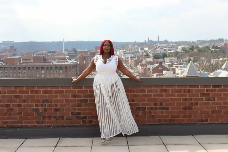 Plus size blogger spotlight- Darker Berrie