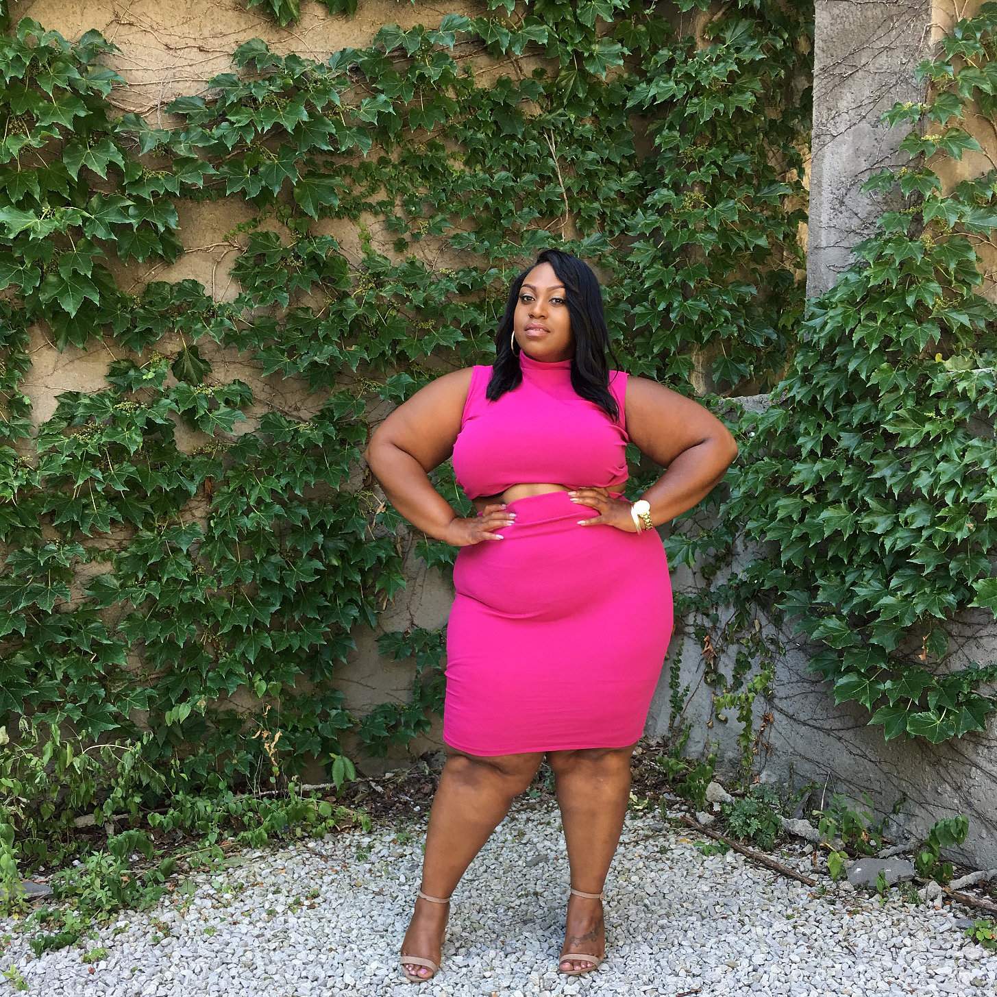 Rose Crop & Pencil Skirt Set | The Curvy Fashionista