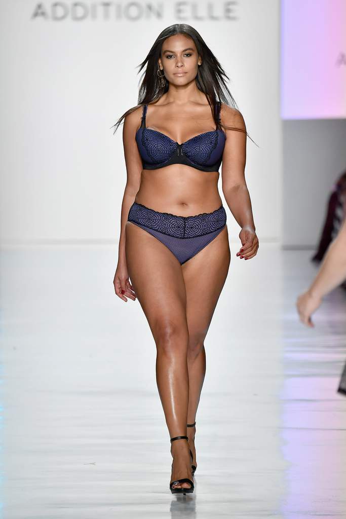 Ashley Graham's NYFW Lingerie Show Was All About Body Positivity