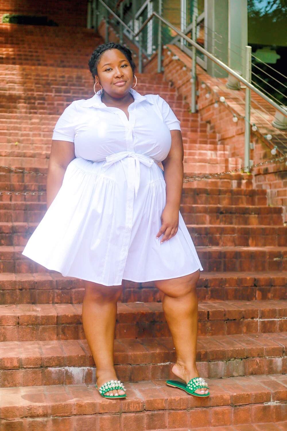 Plus Size Blogger Spotlight- Ashley of From Head To Curve