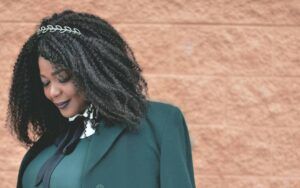 Plus size blogger spotlight- Assa of My Curves and Curls