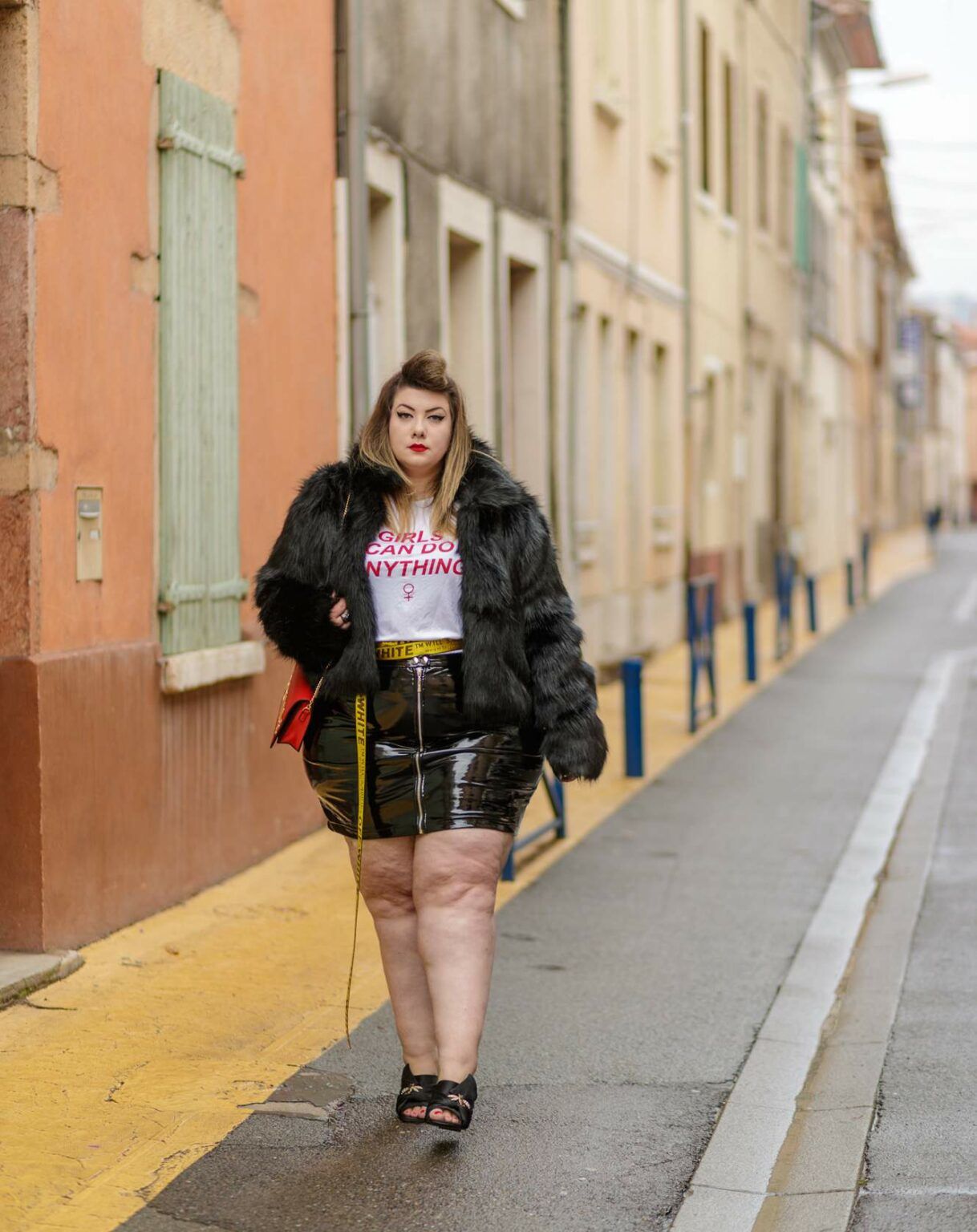 French Plus Size Blogger Virginie of Freaky Useless