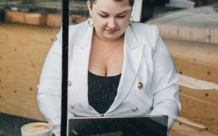 9 Travel Tips & Hacks for the Plus Size Business Traveler