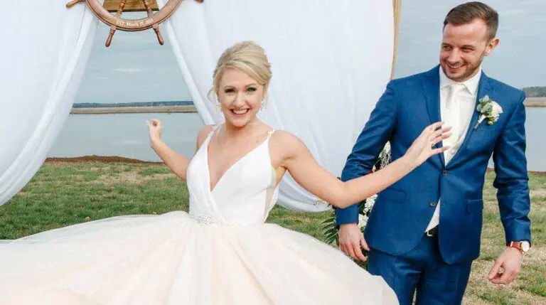 There's a new bridal brand in town ready to make every bride's dress wish come true! We're excited to introduce Anomalie--a truly pro-bride wedding dress brand.