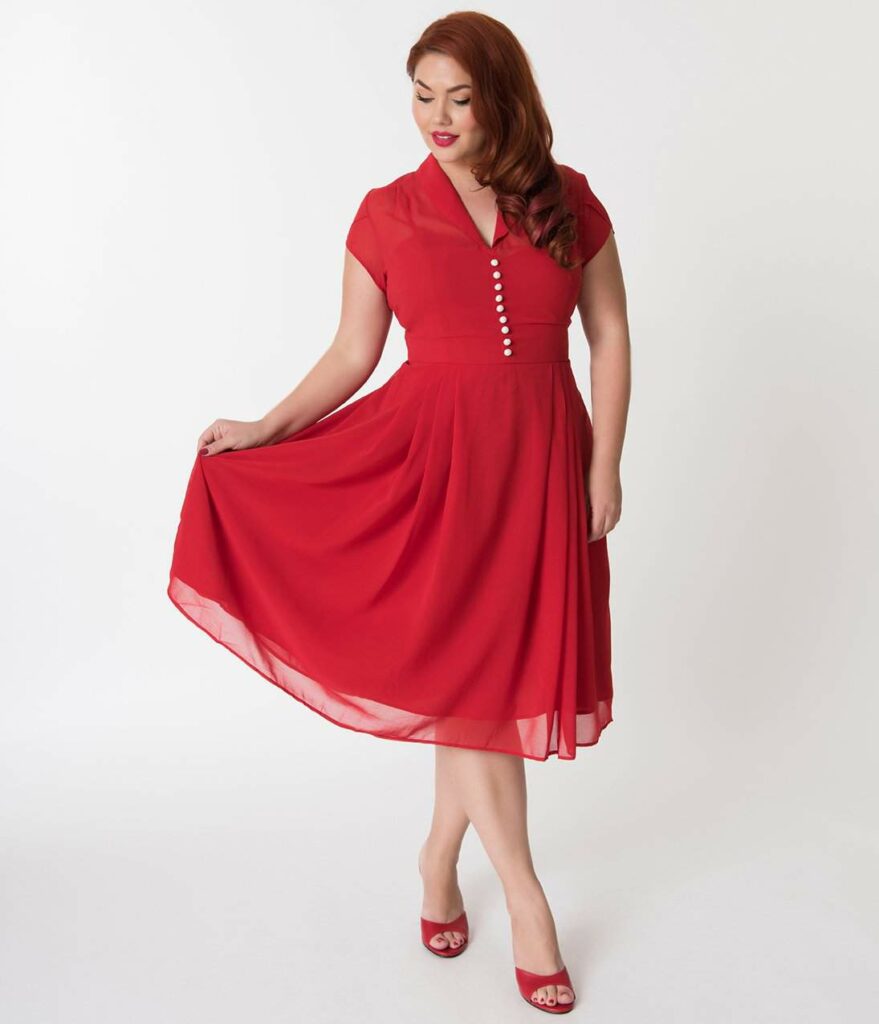 Happy Memorial Day from your friends at TCF! We know you're probably out and about enjoying the day but check out these plus size Memorial Day looks that are wow-ing the day.