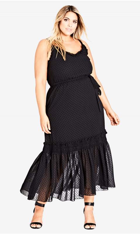 How many plus size little black dresses do you own? We are having a little fun in this Premme Plus size little black dress and sharing a few more LBD finds!