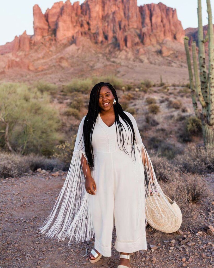 Plus size blogger- Gess Fly