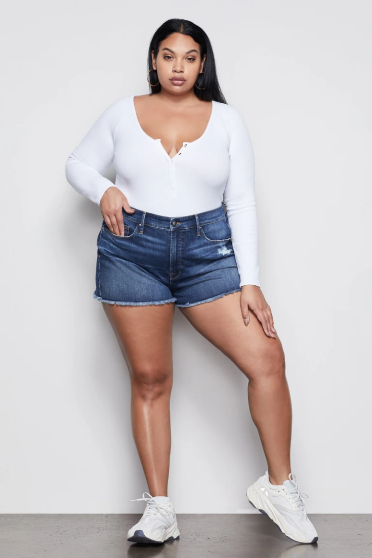 https://thecurvyfashionista.com/wp-content/uploads/2018/07/The-Feel-Good-Long-Sleeve-Plus-Size-BodySuit-735x1103.png