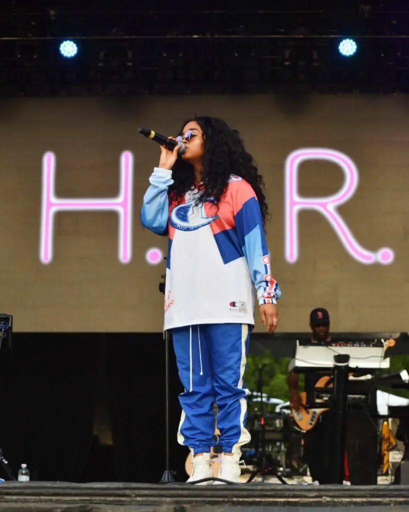 Day 1 - H.E.R.