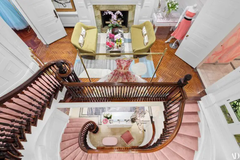 11 Honoré To Take Residency at Christian Siriano’s The Curated Boutique!