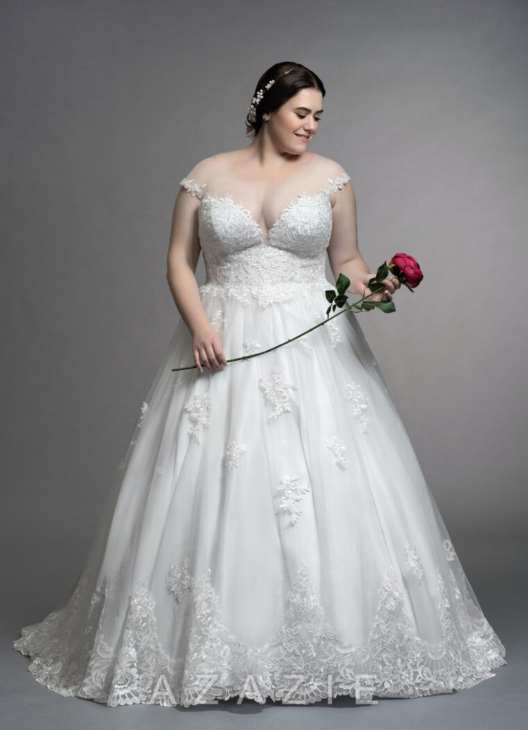 Here are 15 Must Have Azazie Plus Size Wedding Gowns UNDER $600!