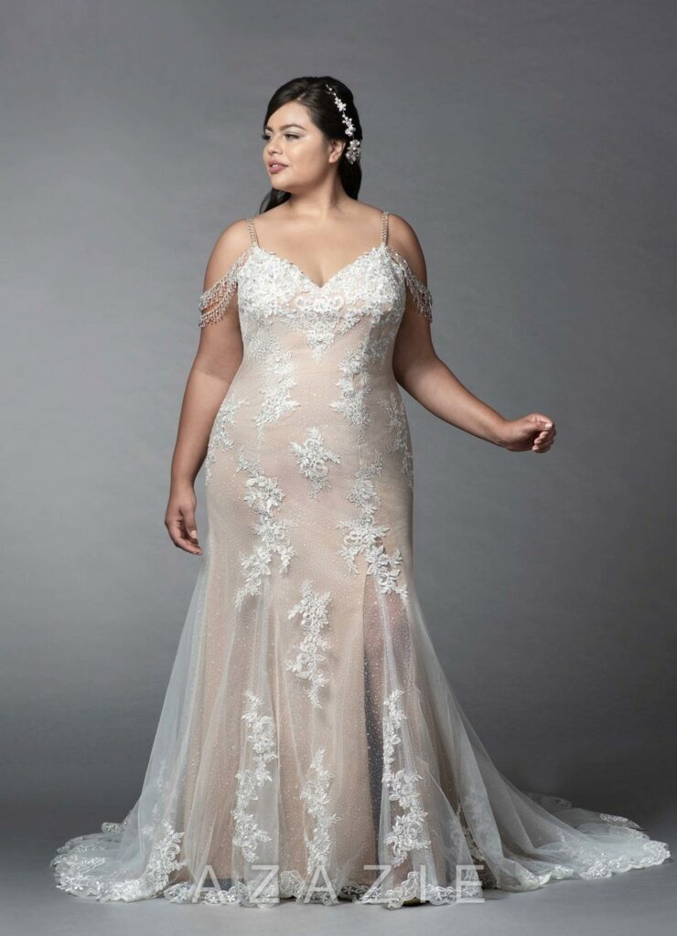 Here are 15 Must Have Azazie Plus Size Wedding Gowns UNDER $600!