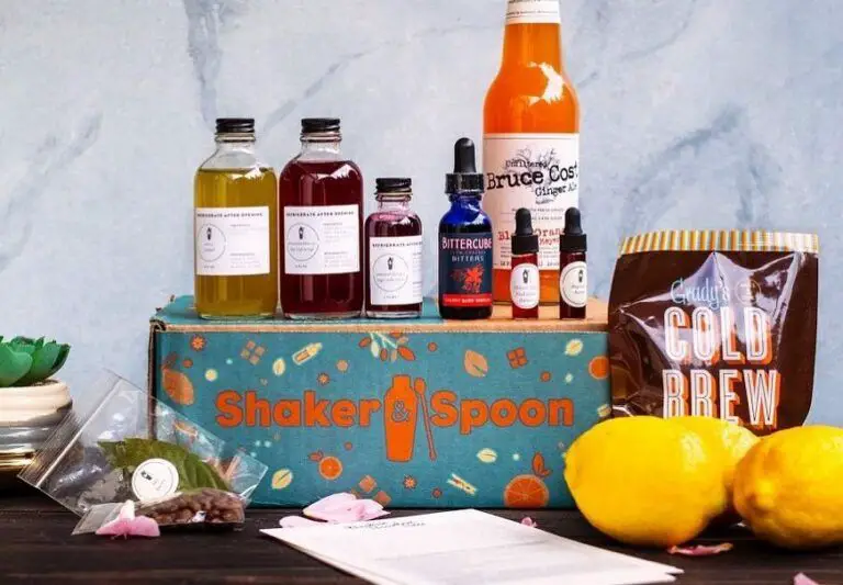 Treat Yo’self: 5 More Subscription Boxes for You to Get to Know!