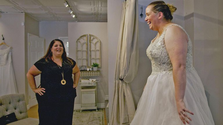 13 Two-In-One Plus Size Wedding Gowns (We LOVE a Big REVEAL!)