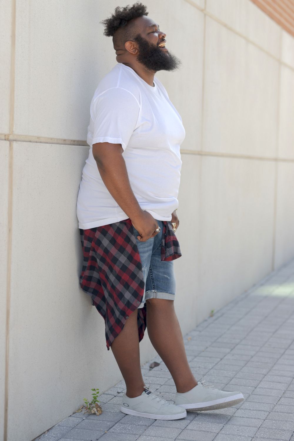 Kirklan Hawes in Silver Jeans Shorts in Plus Sizes 