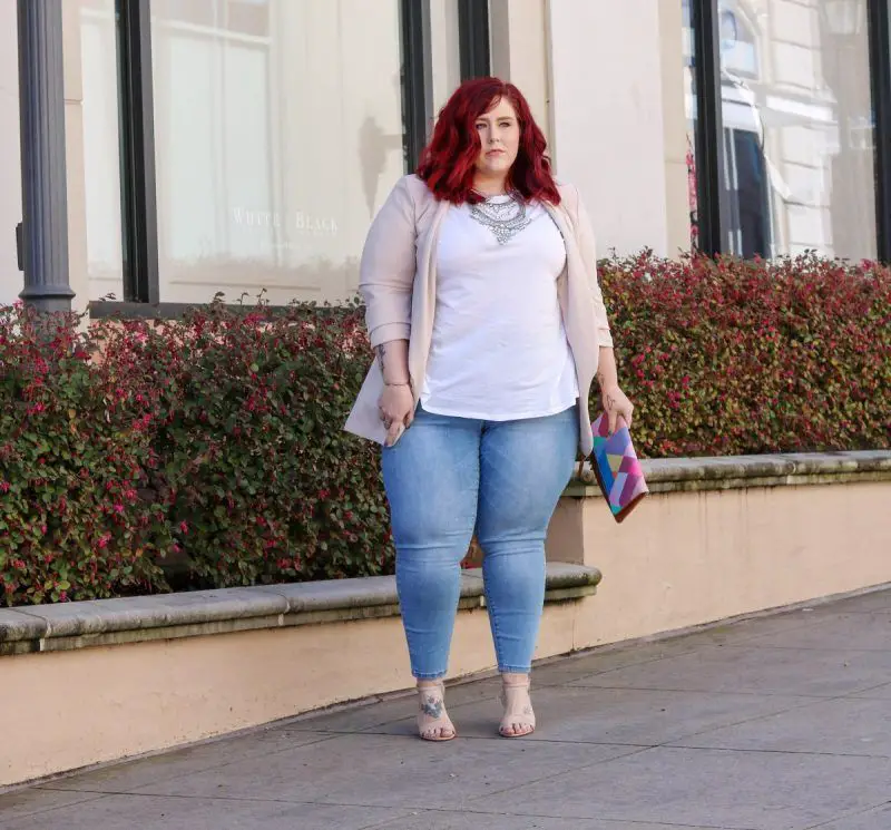 Meet TCFStyle Squad Member: Megan of Curves, Curls, and Clothes