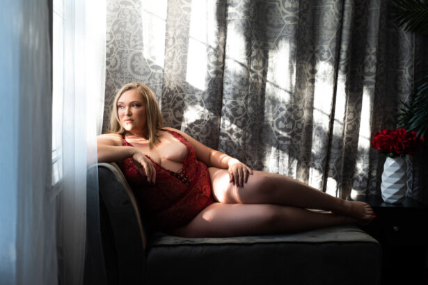 Looking to do a holiday boudoir shoot as a gift to a loved one?