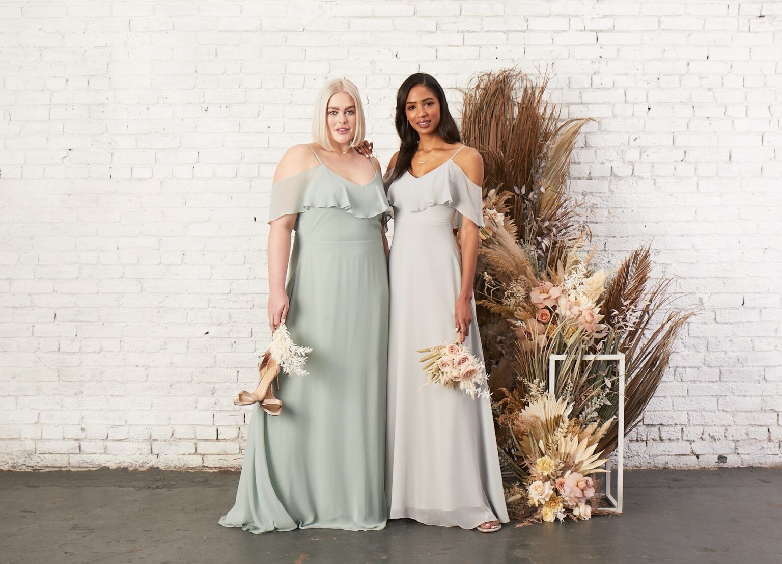 BIRDY GREY CURVE BRIDESMAID DRESS 4