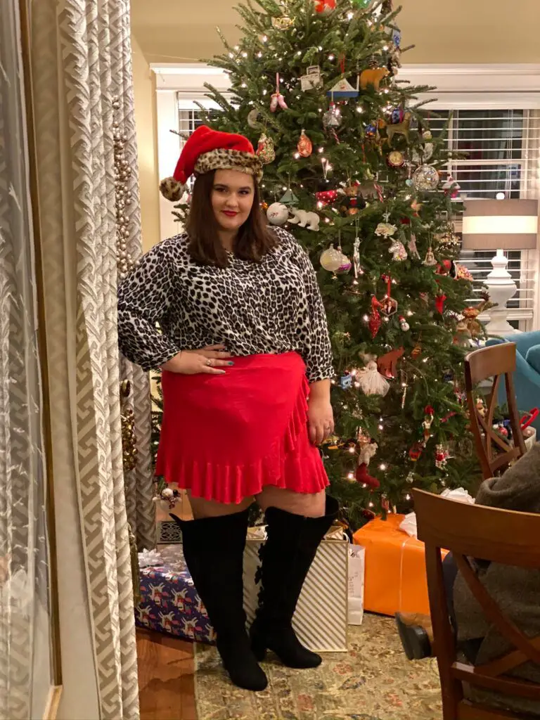 7 Tips for Using Poshmark to Find the Cutest Out of Season Plus Size Clothes